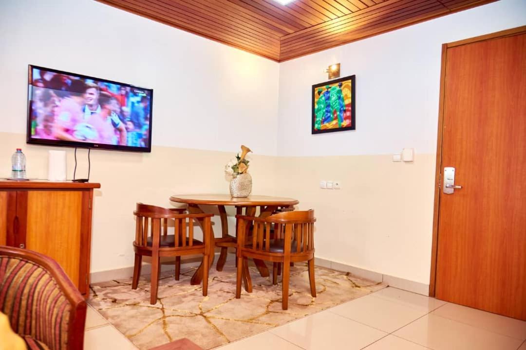 Congress Hotel Yaoundé 外观 照片