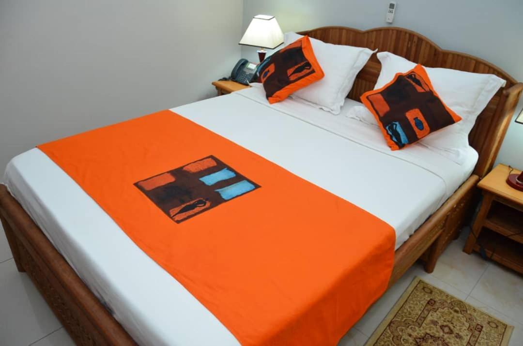 Congress Hotel Yaoundé 外观 照片