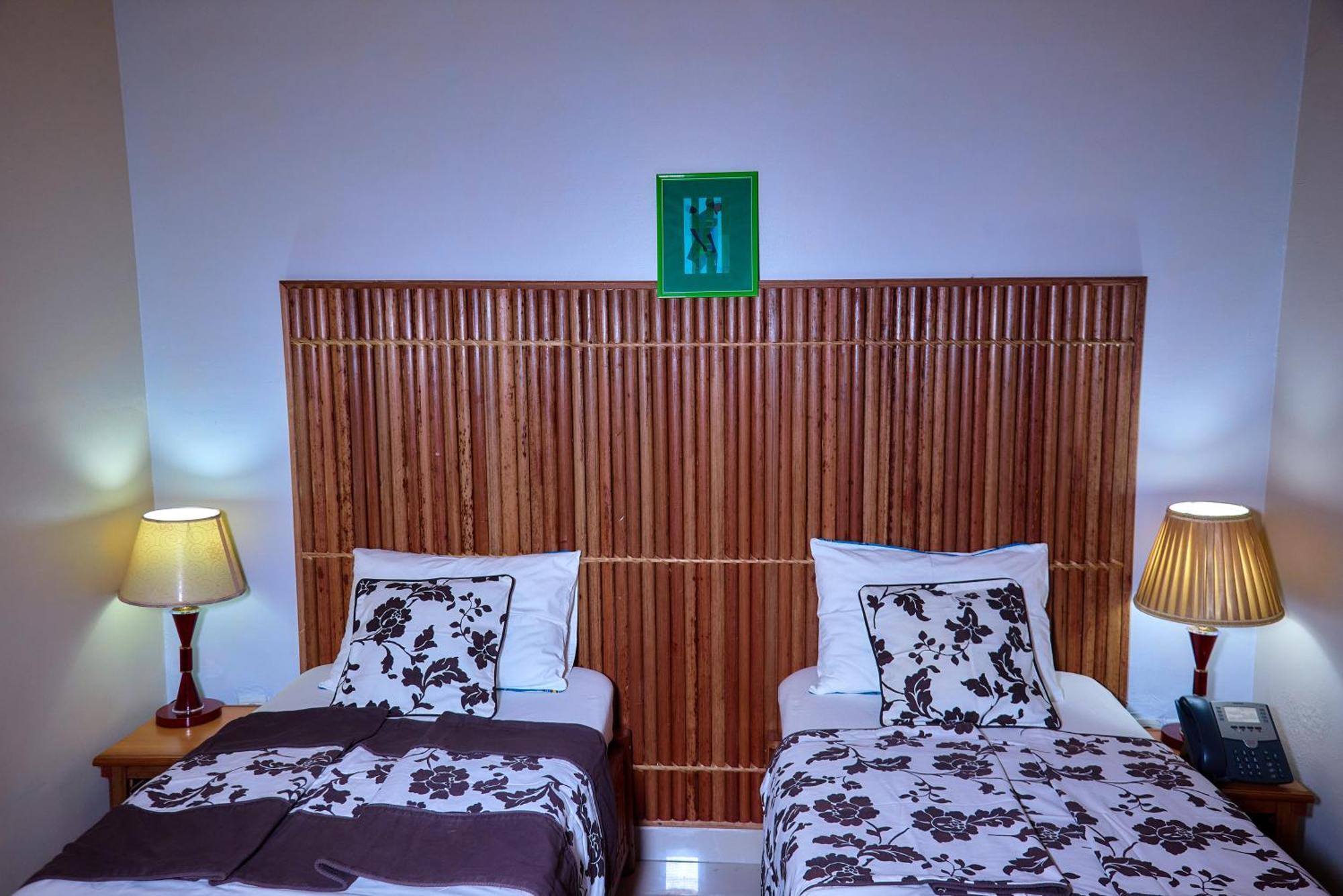 Congress Hotel Yaoundé 外观 照片