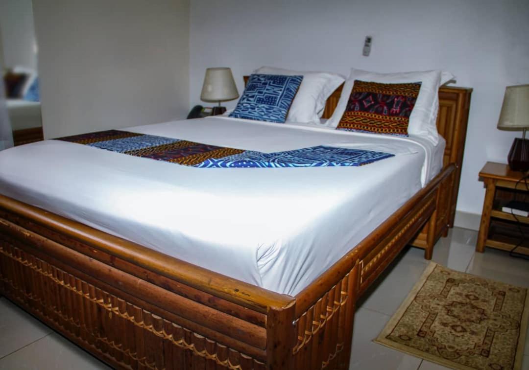 Congress Hotel Yaoundé 外观 照片